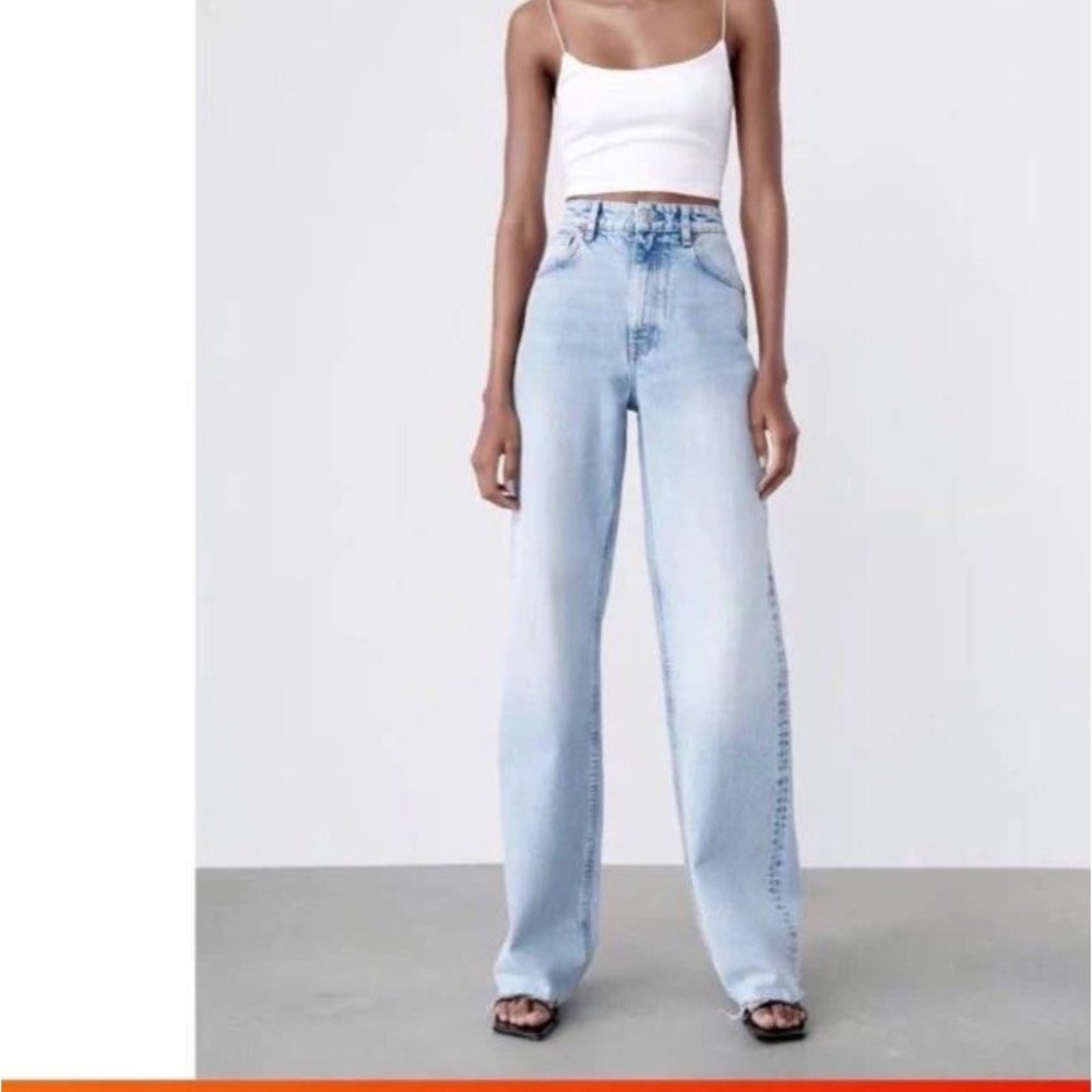 Zara 90s Full Length Jeans, Light Wash, Size 8 US